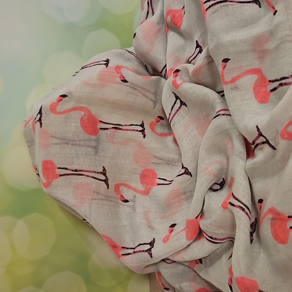 Pink flamingos on a mint green background long scarf Nordstrom NWOT animal print - Picture 2 of 5